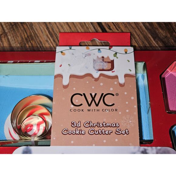 Cook With Color 3D Christmas Cookie Cutter Set - Picture 3 of 8